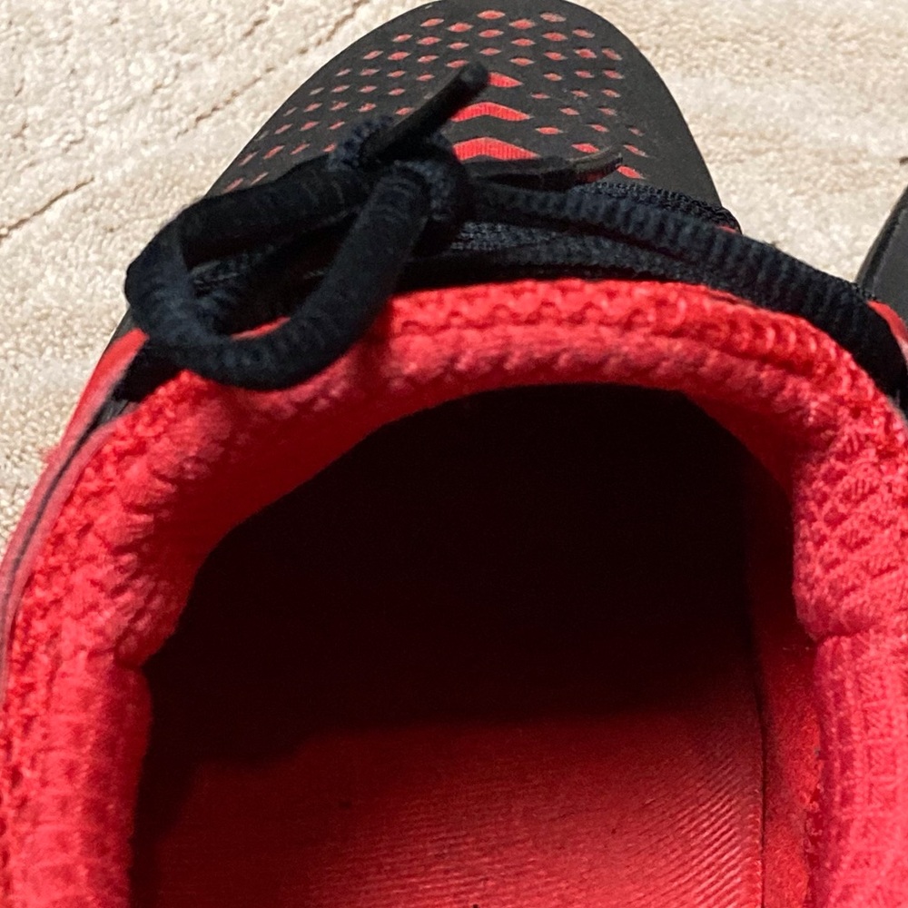 SALE | Men’s Nike Fingertrap Max University Red Training Sneakers Running Shoes - Picture 6 of 6